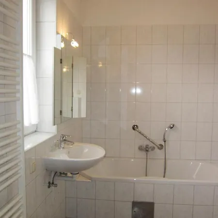 招待所 伊丽莎白膳食公寓