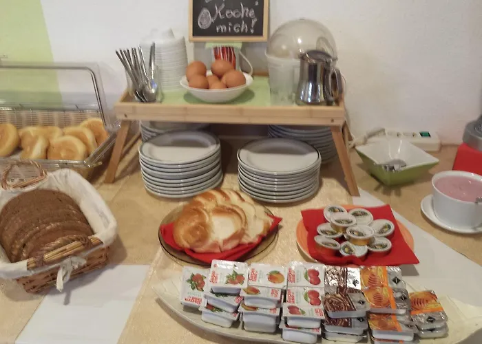 Elisabeth Sankt Poelten