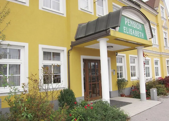 Elisabeth Guest house 3*